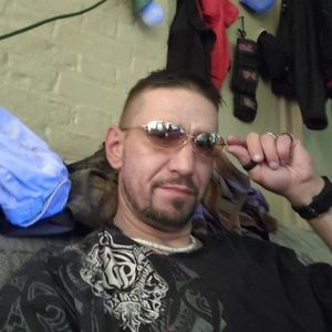 Meet your Posher, Buddy